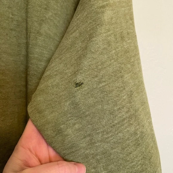 Vintage Olive Green Sweatshirt w/Hand Embroidery - BON CHANCE - Picture 5 of 5